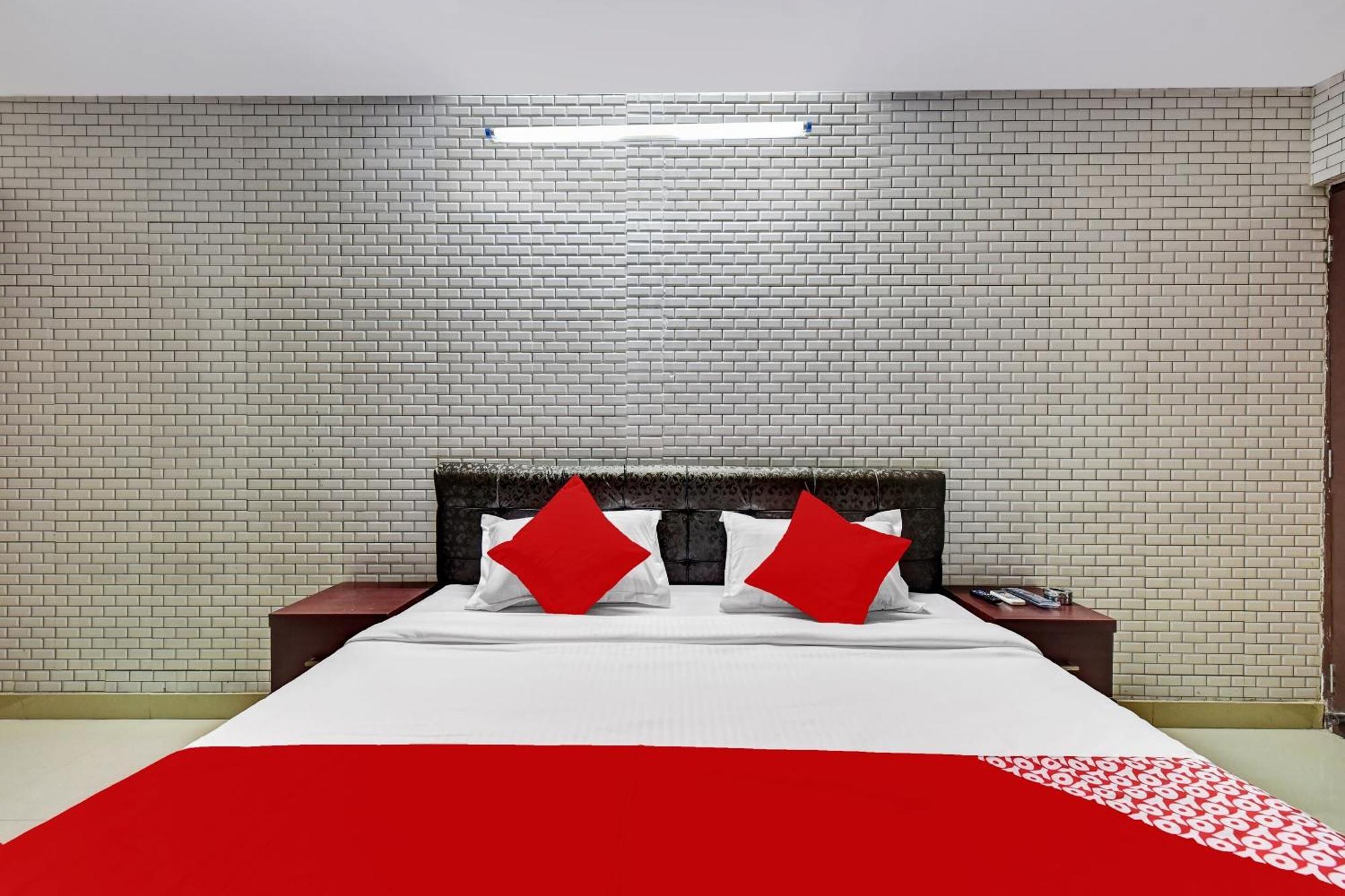 Hotel O Eleven Hotel & Banquet Kota  Εξωτερικό φωτογραφία