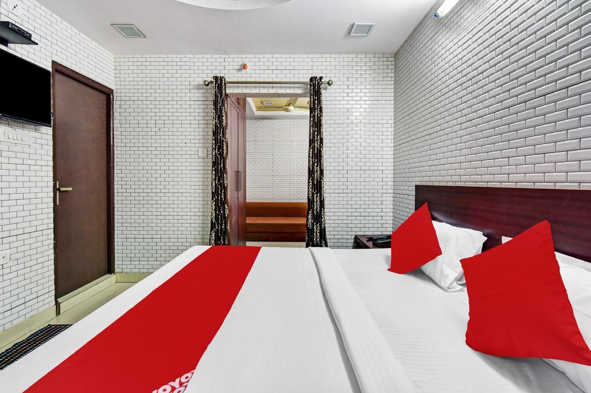 Hotel O Eleven Hotel & Banquet Kota  Εξωτερικό φωτογραφία