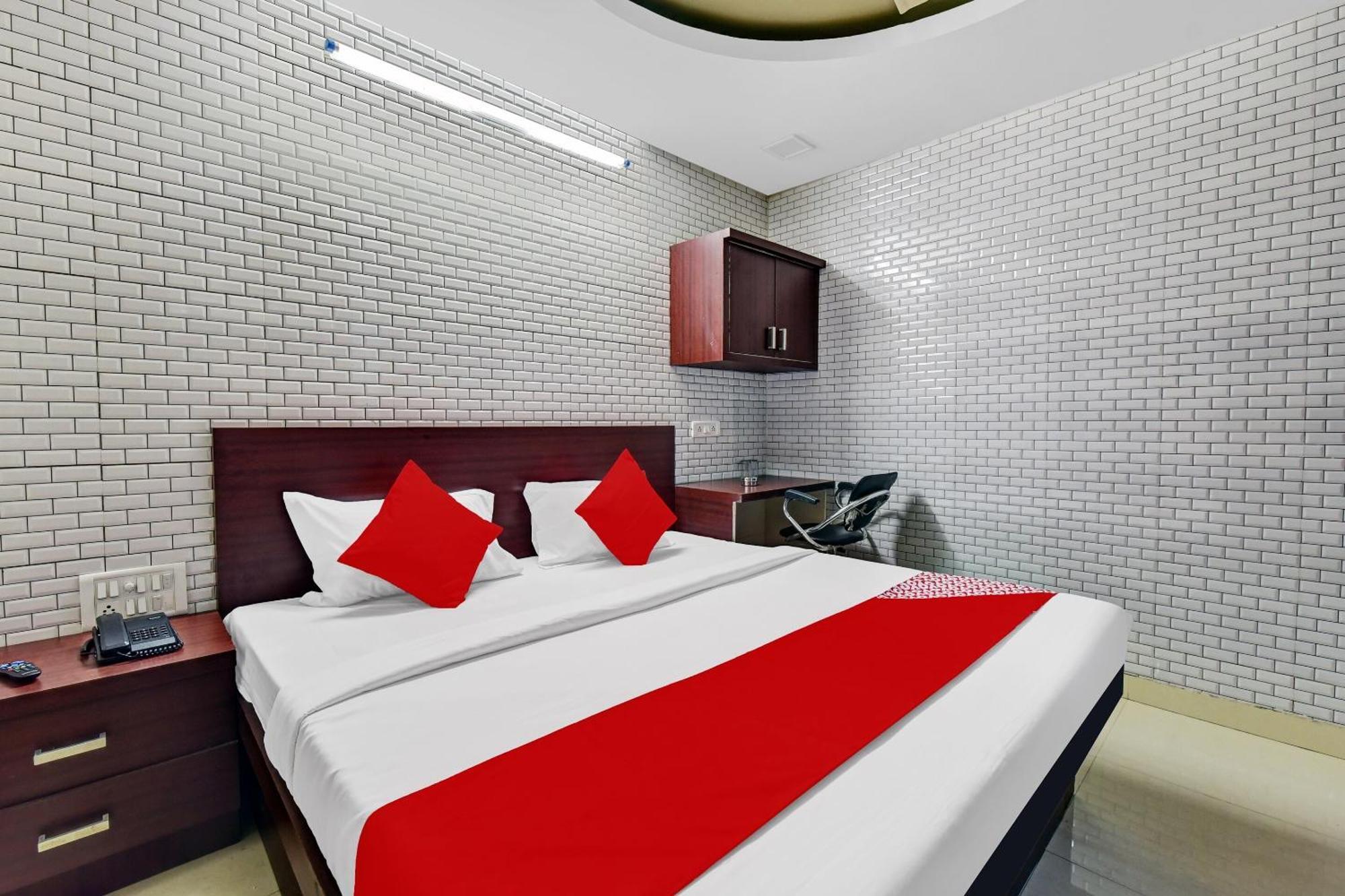 Hotel O Eleven Hotel & Banquet Kota  Εξωτερικό φωτογραφία
